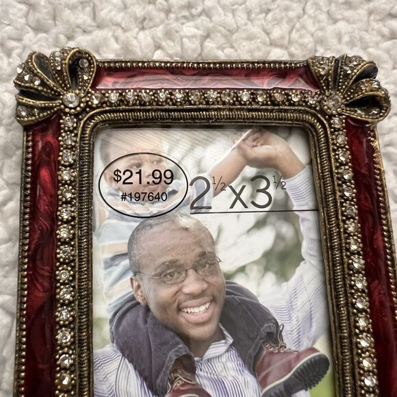 2 NEW Green Tree Gallery Photo Frame Rhinestone Red for 2 X 3” Photos Ornate - Picture 10 of 14